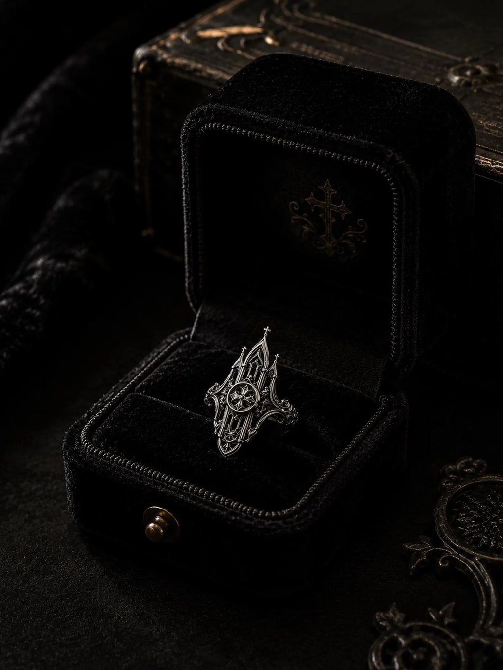 Mirrored Cathedral Spire Ring