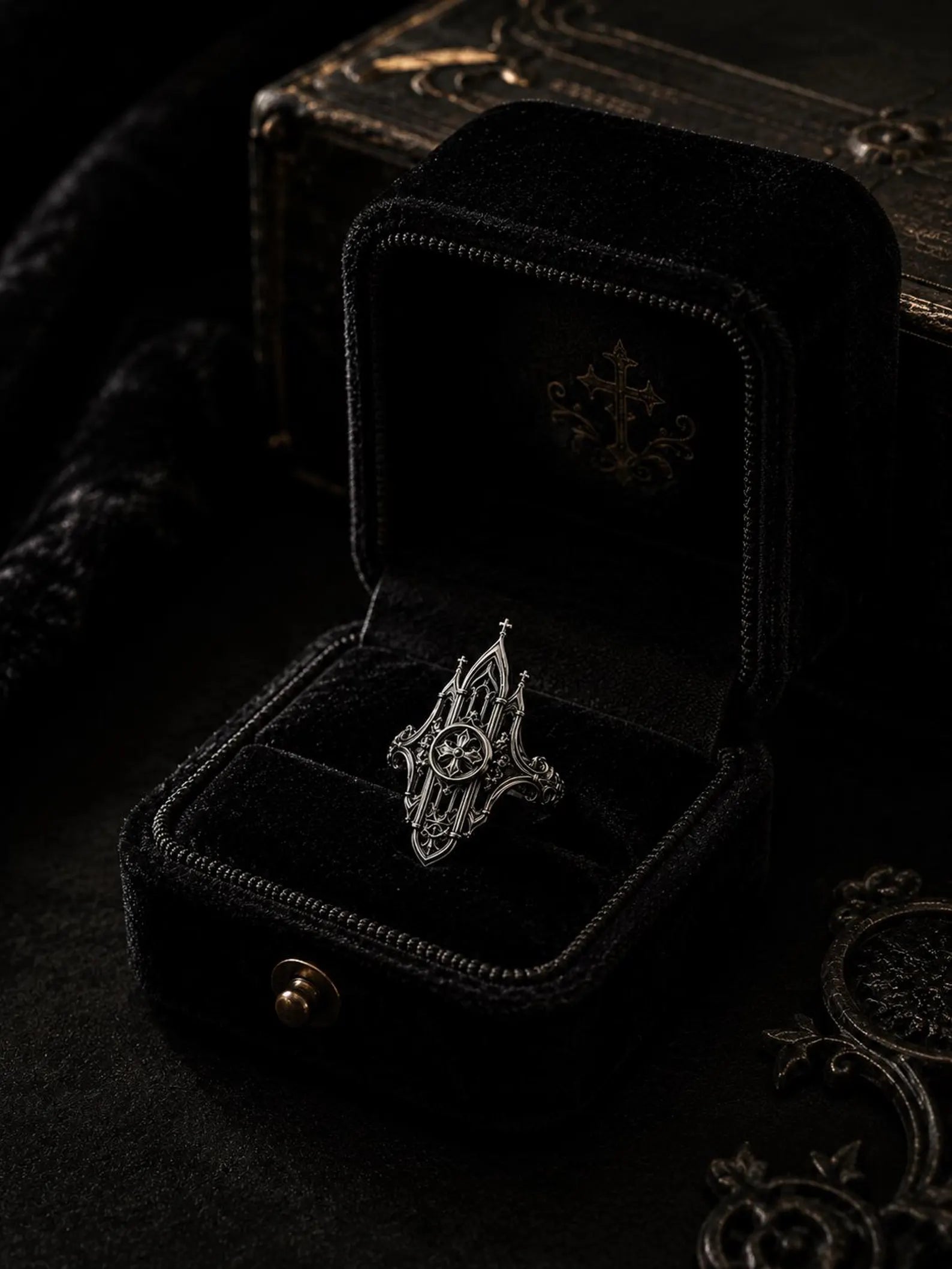 Mirrored Cathedral Spire Ring