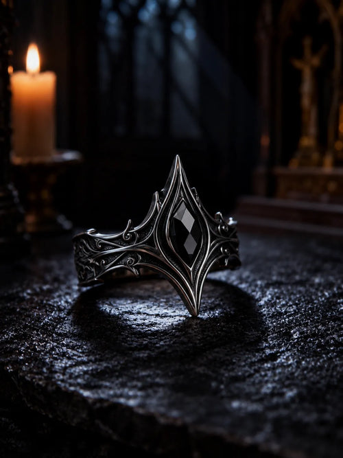 Cathedral chevron ring with black onyx — gothic V-crest band in 925 sterling silver, vaulted ceiling geometry