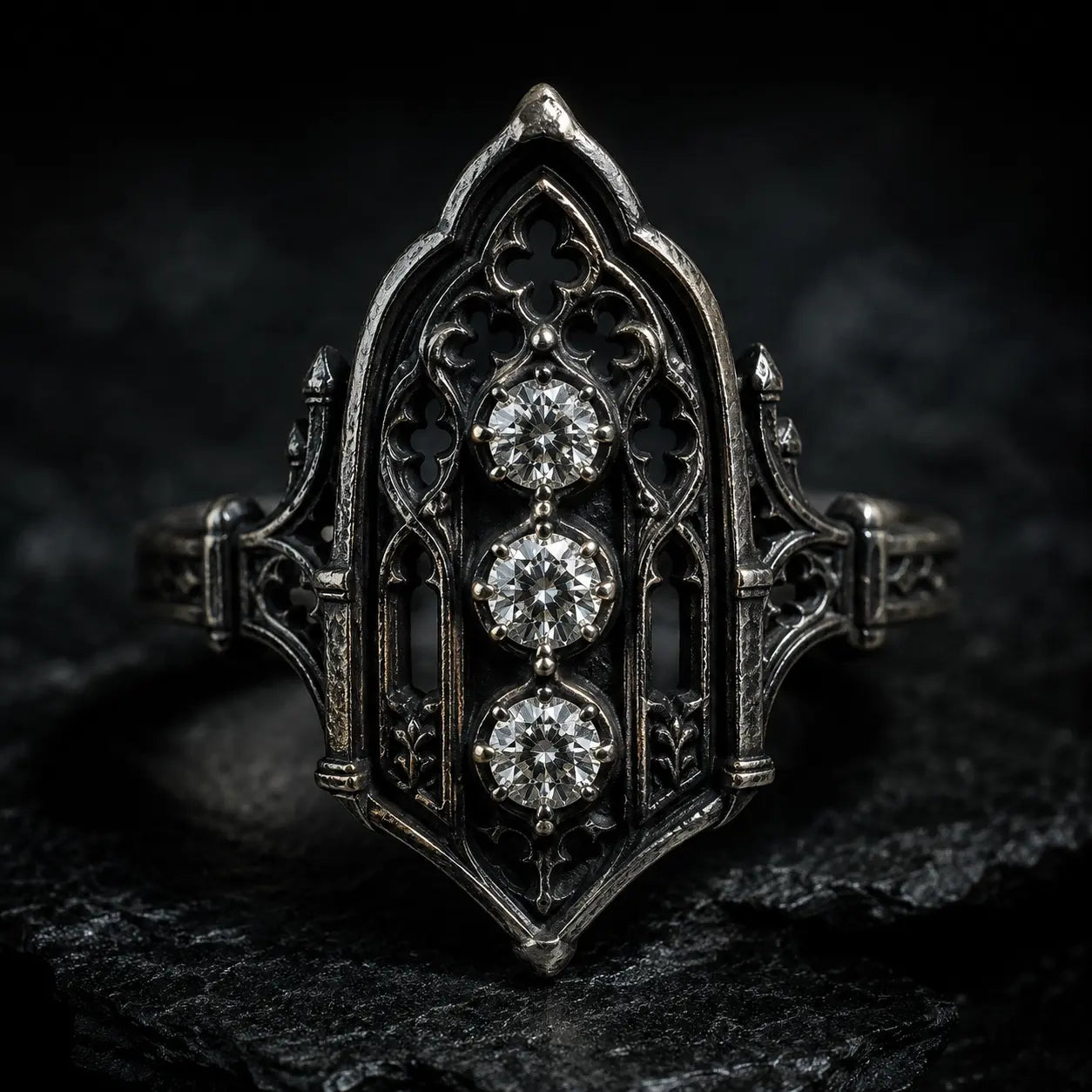 Gothic-style ring with three diamonds, moissanite, Victorian, oxidized silver
