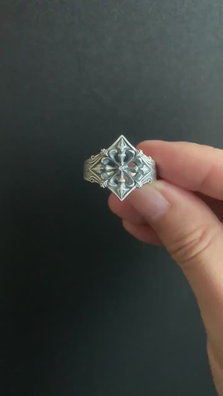 Fleur-de-Lis Cross Ring